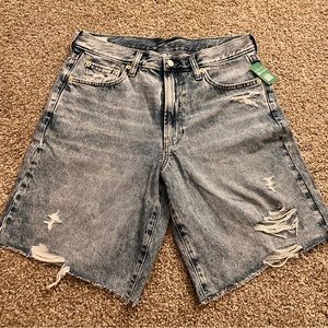 GAP Bermuda high rise shorts